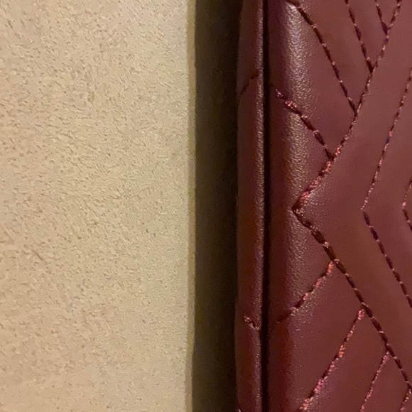 NWT Sam Edelman zip coin purse pouch with key ring, color: wine/burgundy chevron - Picture 5 of 7